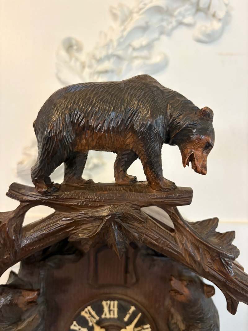 Quality Antique Black Forest Carved Bear Cuckoo Clock - Image 5